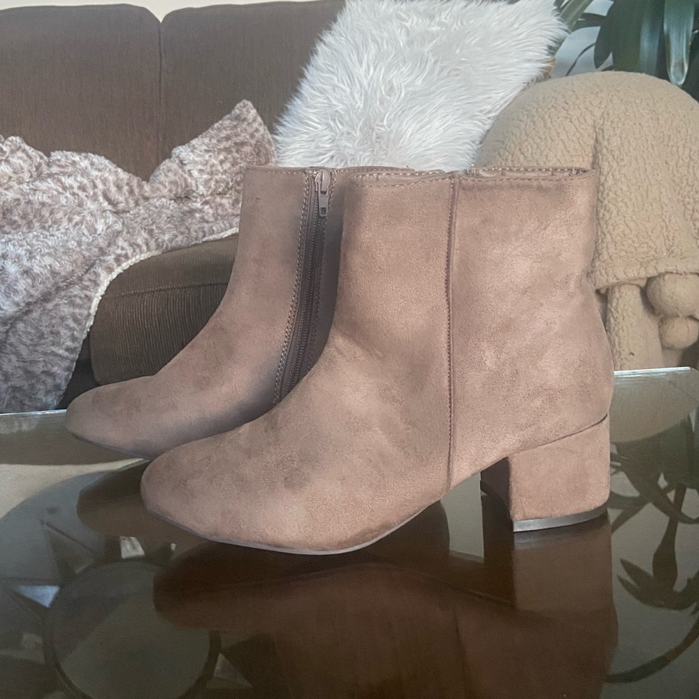 🔸 Ardene 🔸 tan booties